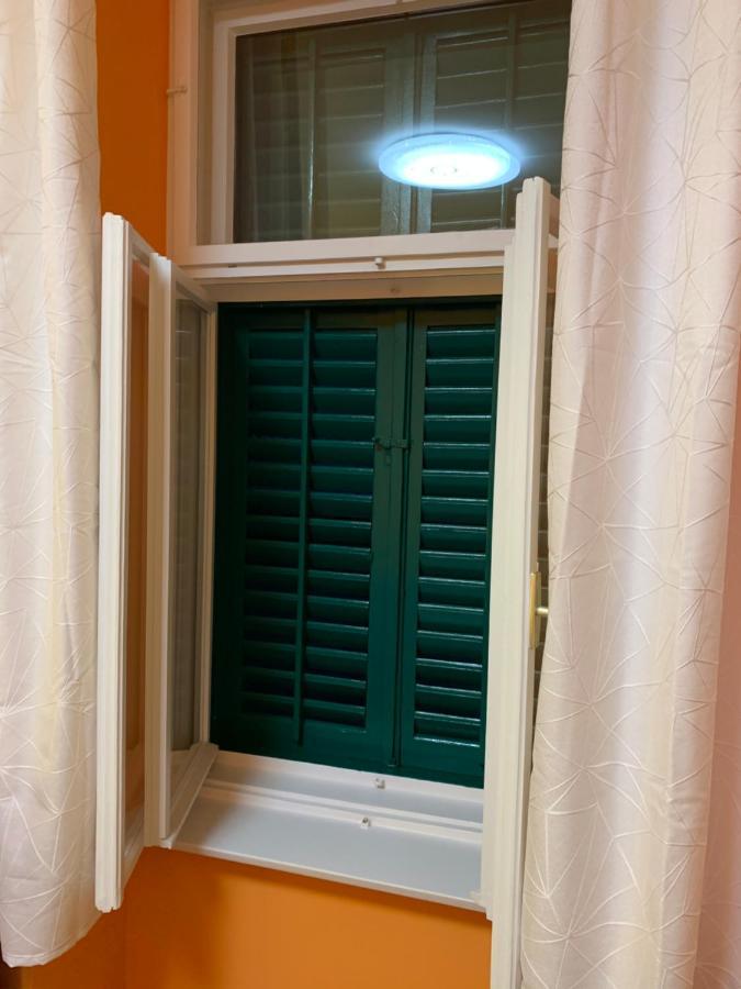 Opatija Central Studio Apartment Екстер'єр фото