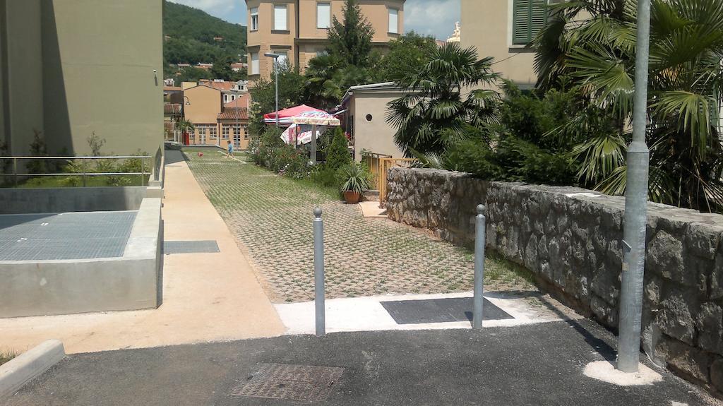 Opatija Central Studio Apartment Екстер'єр фото